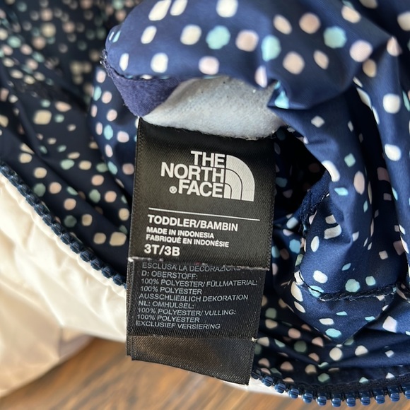 The North Face reversible puffer jacket/coat in excellent condition - Picture 8 of 8